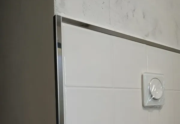 Угол наружный алюминиевый Уп 09-27.01лп