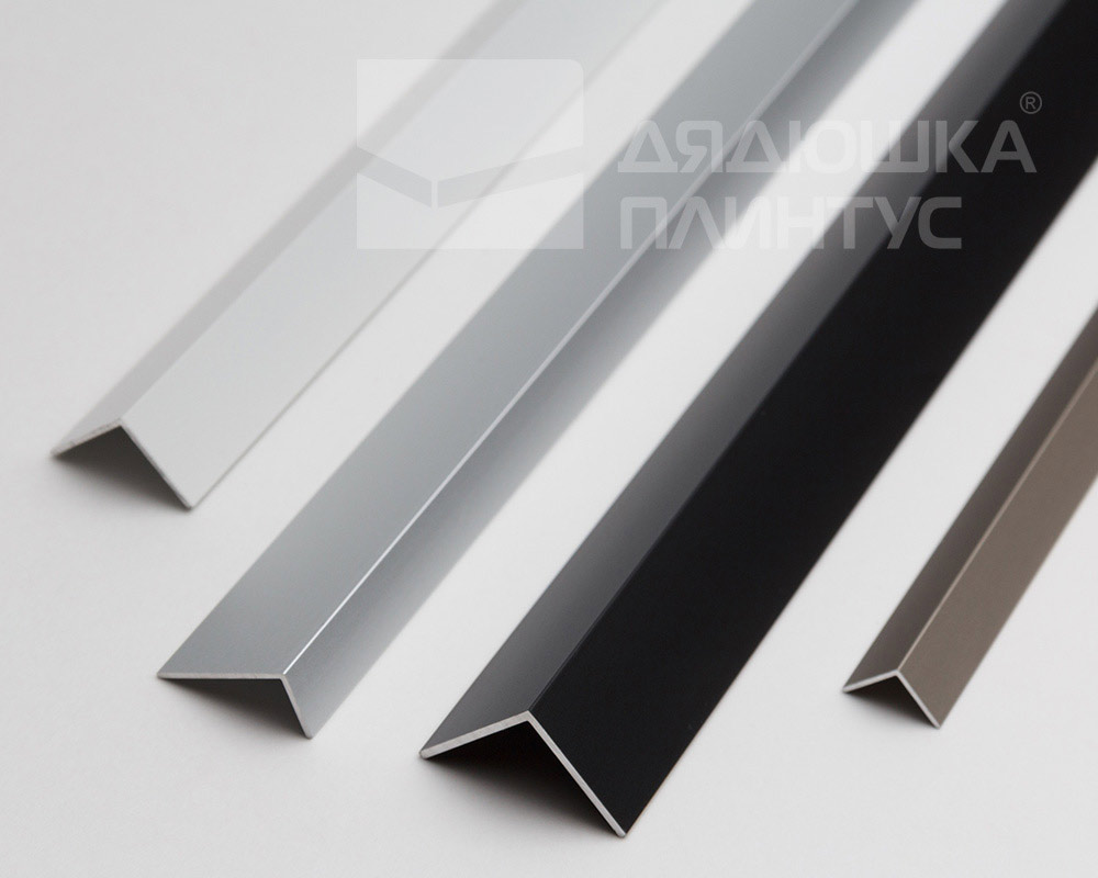 Профиль угловой Волшебная палочка Expert MSUPE 01-27.2700.042L 10*10мм 2,7м Шампань Люкс