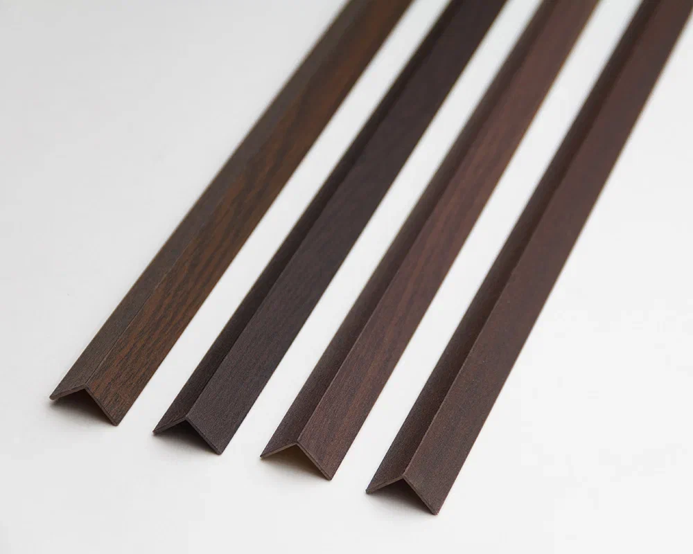 Угол декоративный 25х25 Уп 09-27.2700.595 Дуб венге