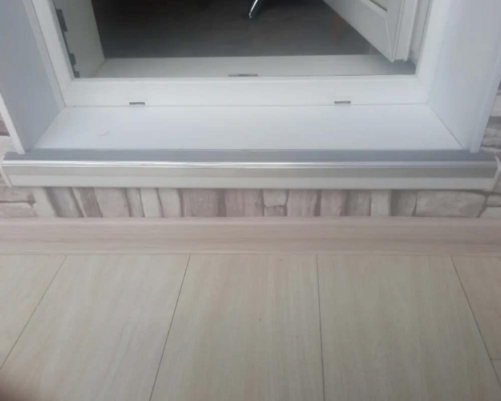 Порог одноуровневый ПС 08-1.1800.042л Шампань