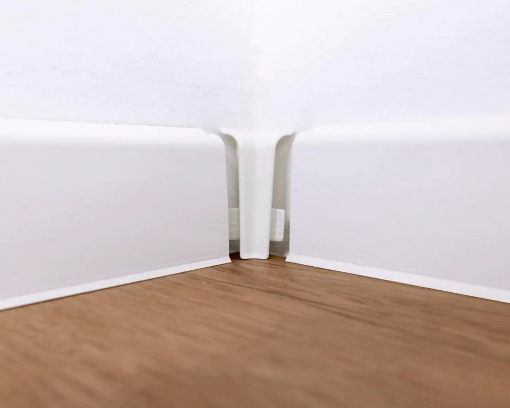 Плинтус Arbiton VIGO60 160 Дуб Кальвия 2,2 м