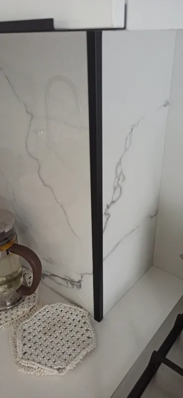 Угол декоративный 25х25 Уп 09-27.2700.515 Черный