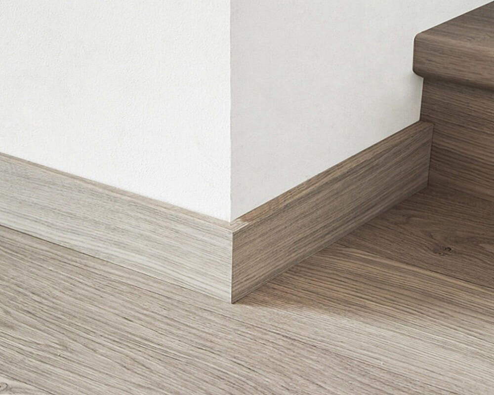 Плинтус напольный Salag Alpha 80 Слава 2,4м