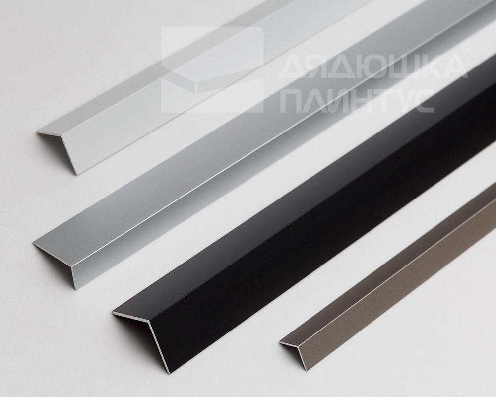 Профиль угловой Волшебная палочка Expert MSUPE 05-27.2700.01L 20*10мм 2,7м Серебро Люкс