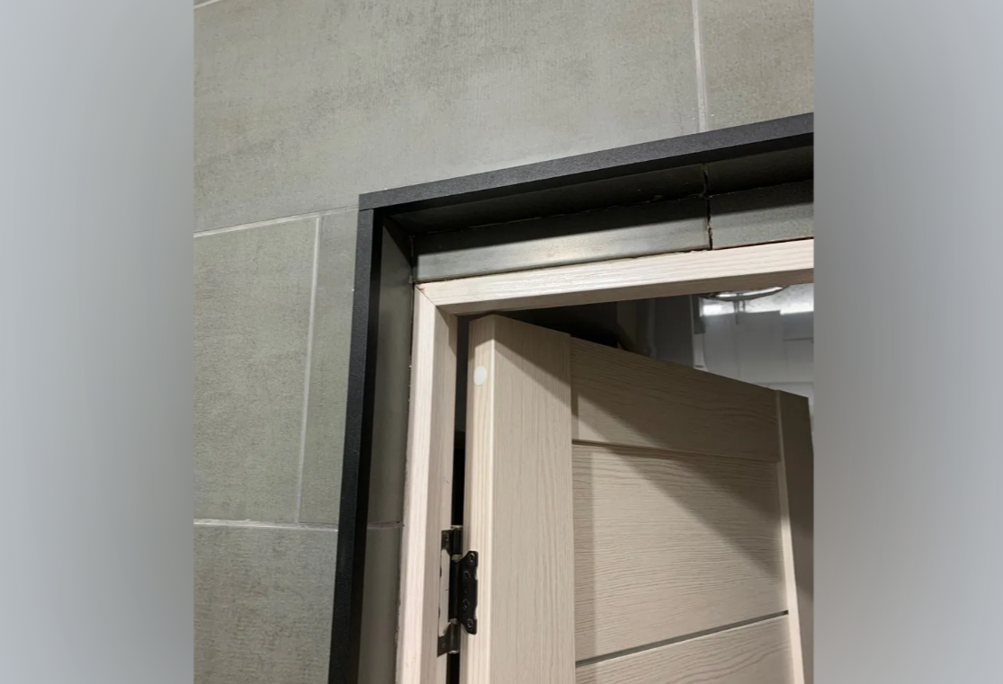 Угол декоративный 25х25 Уп 09-27.2700.515 Черный