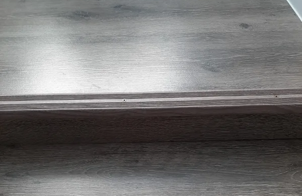 Порог угловой ПУ 06.1800.059 0,9 м Бетон скай