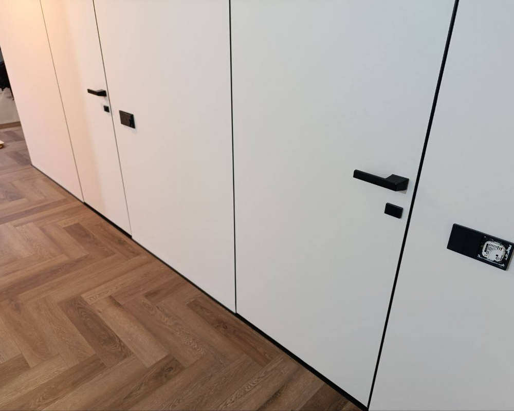 Микроплинтус MSAPL 01.2700.15 Анод черный