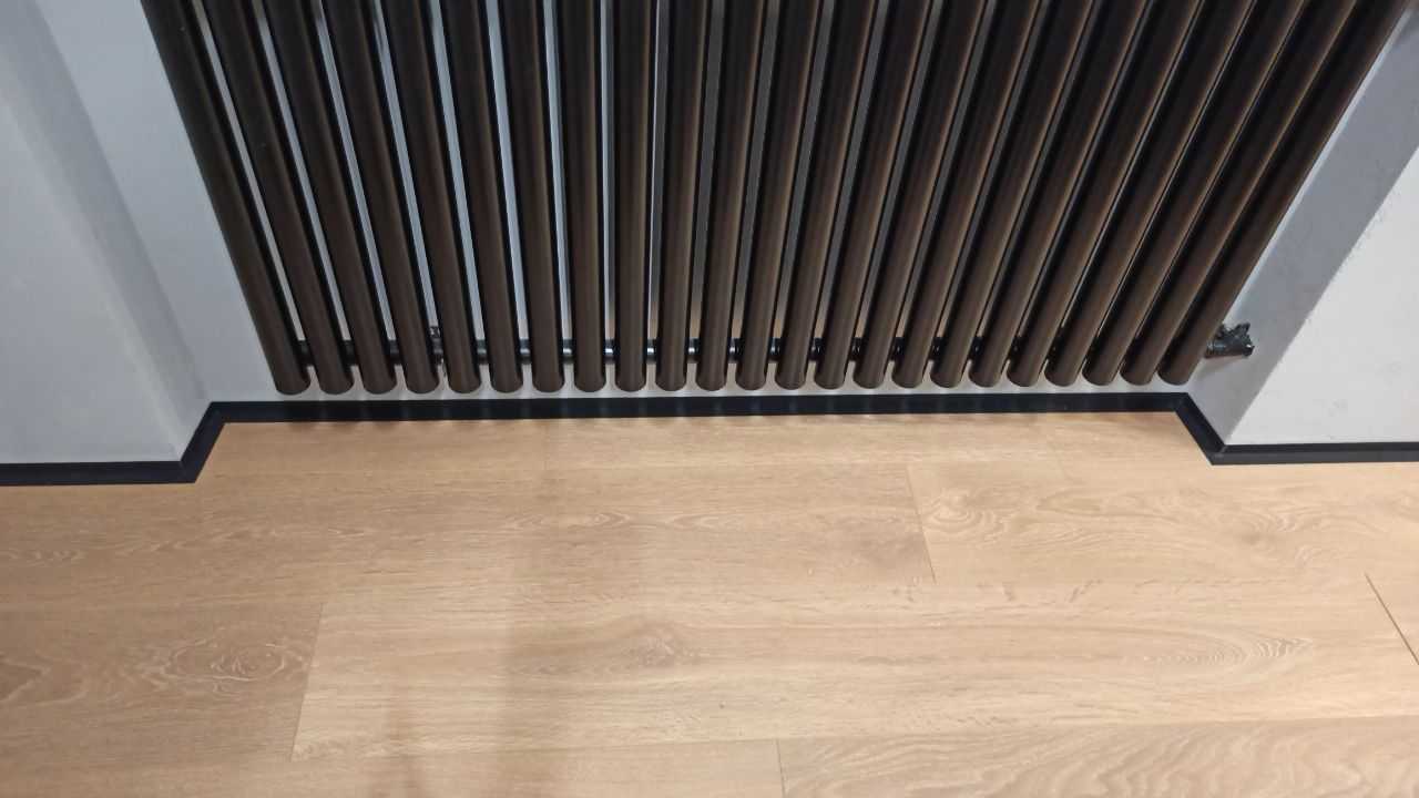 Микроплинтус MSAPL 02.2700.15 Анод черный