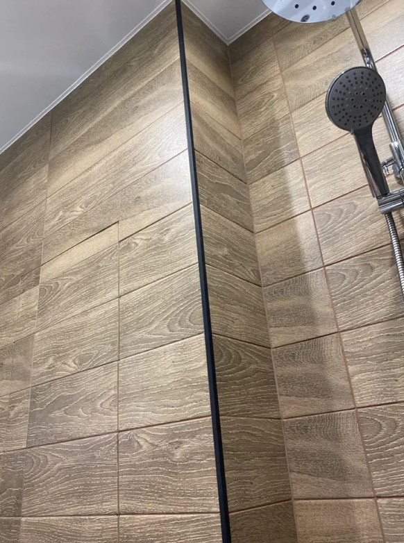 Профиль угловой Волшебная палочка Expert MSUPE 12-27.2700.15 30*30мм 2,7м Черный